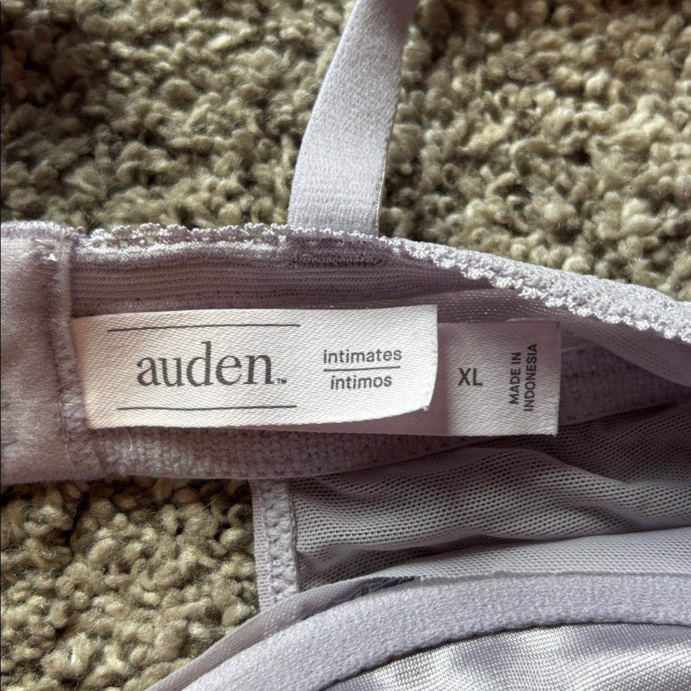 Purple Lace Lingerie - Picture 5 of 7